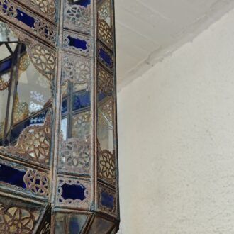 Lámpara Árabe Gigante de Metal Calado y Cristal Azul 17 JPEG 20260309 144516 5620354469100740638