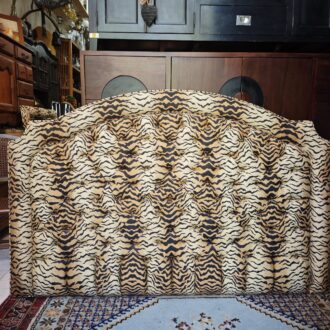King Size headboard with quilted upholstery in tiger print – photo 2