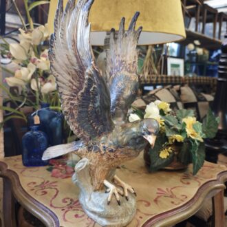 NAO Porcelain Imperial Eagle Sculpture by Lladró – Vintage Edition 1977 – photo 2