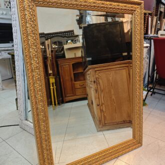 Wall Mirror with Aged Golden Carved Frame – photo 2