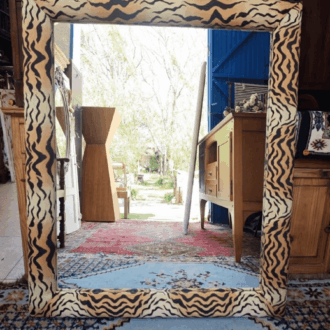 “Safari Chic” Wall Mirror in Animal Print Tapestry – photo 2