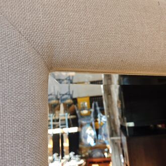 Espejo Tapizado de Gran Formato – Minimalismo Textil y Elegancia Premium 10 1000519884