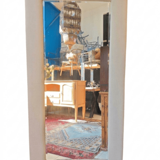 Inicio 15 Espejo Tapizado de Gran Formato – Minimalismo Textil y Elegancia Premium