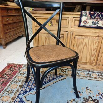 Silla Crossback Vintage Negra: Elegancia Rústico-Chic con Asiento de Rejilla 7 1000519962