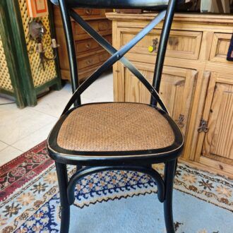 Silla Crossback Vintage Negra: Elegancia Rústico-Chic con Asiento de Rejilla 6 1000519963