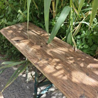 Bancos de Cerveza plegables Alemanes Vintage: Autenticidad Industrial y Encanto rústico 12 1000521338