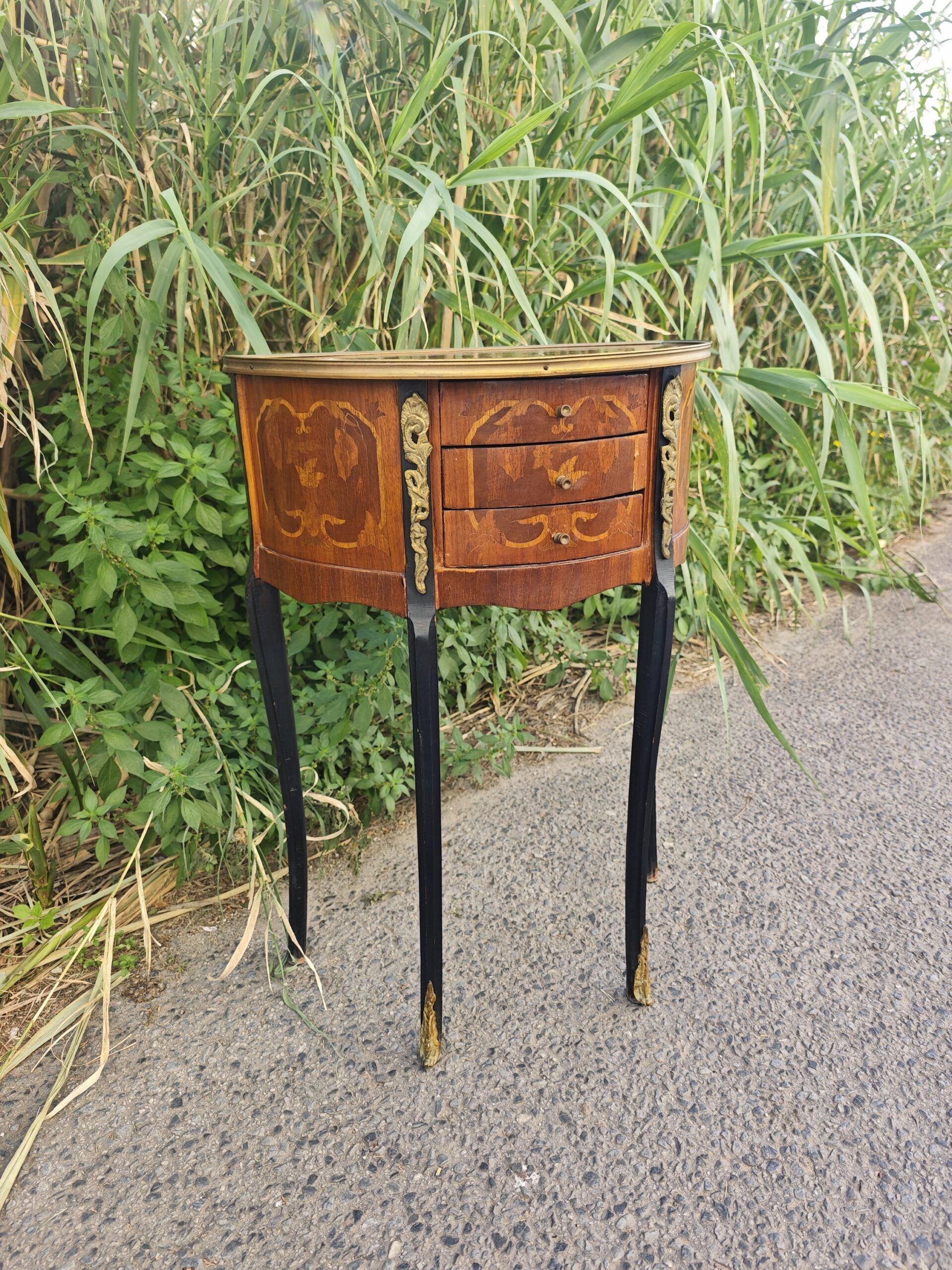 Mesita Auxiliar de Marquetería Francesa demi-lune 5 Mesita Auxiliar de Marquetería Francesa demi-lune - Imagen 5