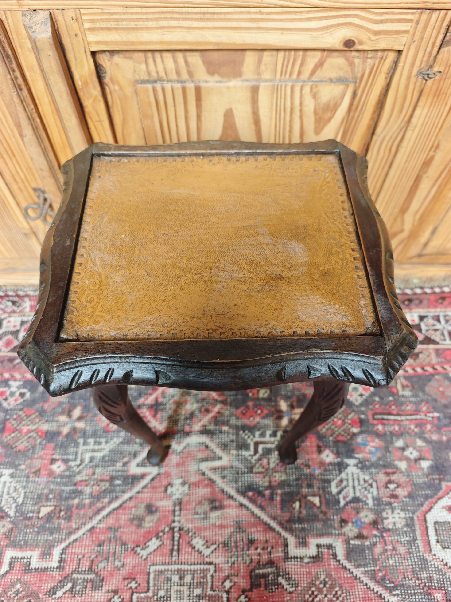 MQueen Anne Style Side Table(QQueen Anne style 5Image Mesa auxiliar de estilo Reina Ana (Queen Anne style) - Image 5