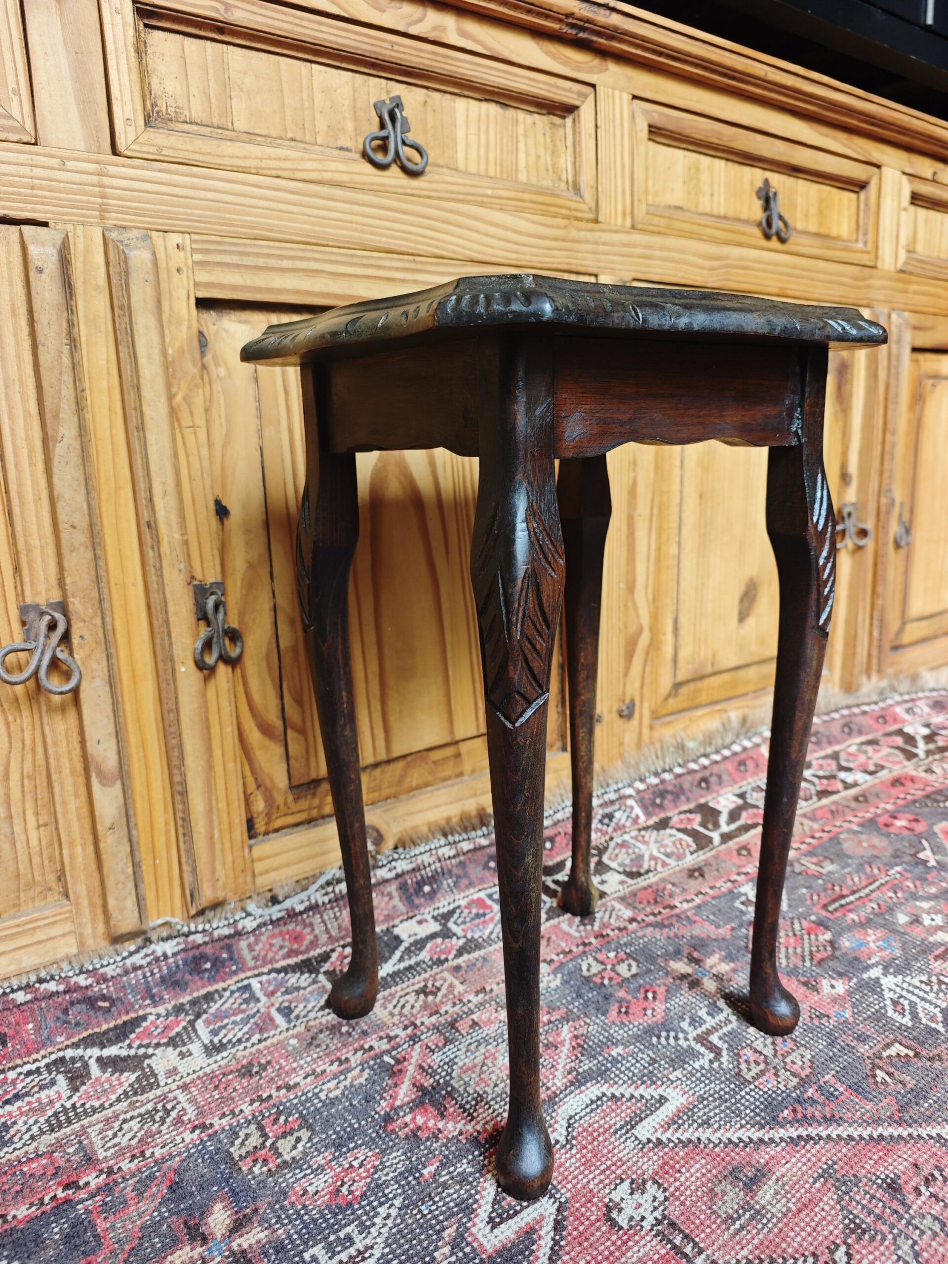 MQueen Anne Style Side Table(QQueen Anne style 6Image Mesa auxiliar de estilo Reina Ana (Queen Anne style) - Image 6