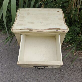 Mesita de Noche "Château" en Estilo Shabby Chic 8 1000524295