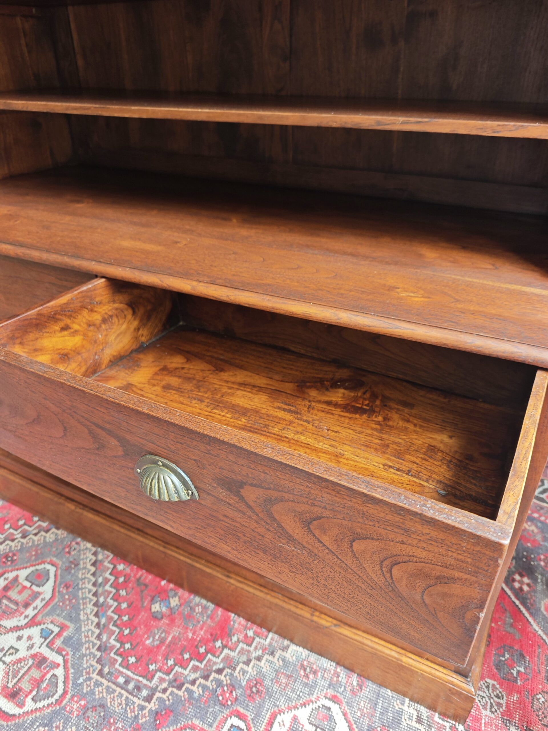 ARustic Solid Wood Apothecary Sideboard6Image Aparador rustico Tipo Boticario de Madera Maciza - Image 6