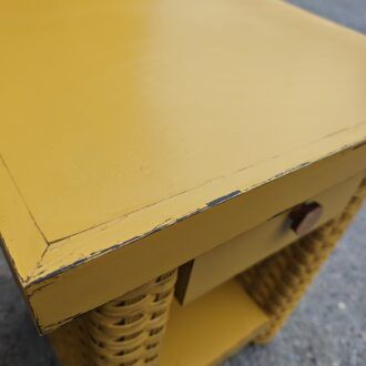 Mesitas de Noche Vintage de Ratán Color Mostaza con Cajón 13 1000535688