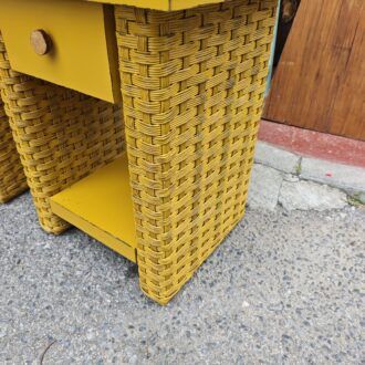 Mesitas de Noche Vintage de Ratán Color Mostaza con Cajón 17 1000535691