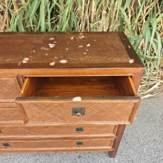 Cómoda ratán y madera estilo colonial 5 cajones 8 1000582706
