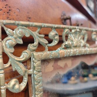 Espejo Antiguo con Marco de Bronce Macizo en Relieve, Motivos de Conchas y Volutas 8 1000586004 1