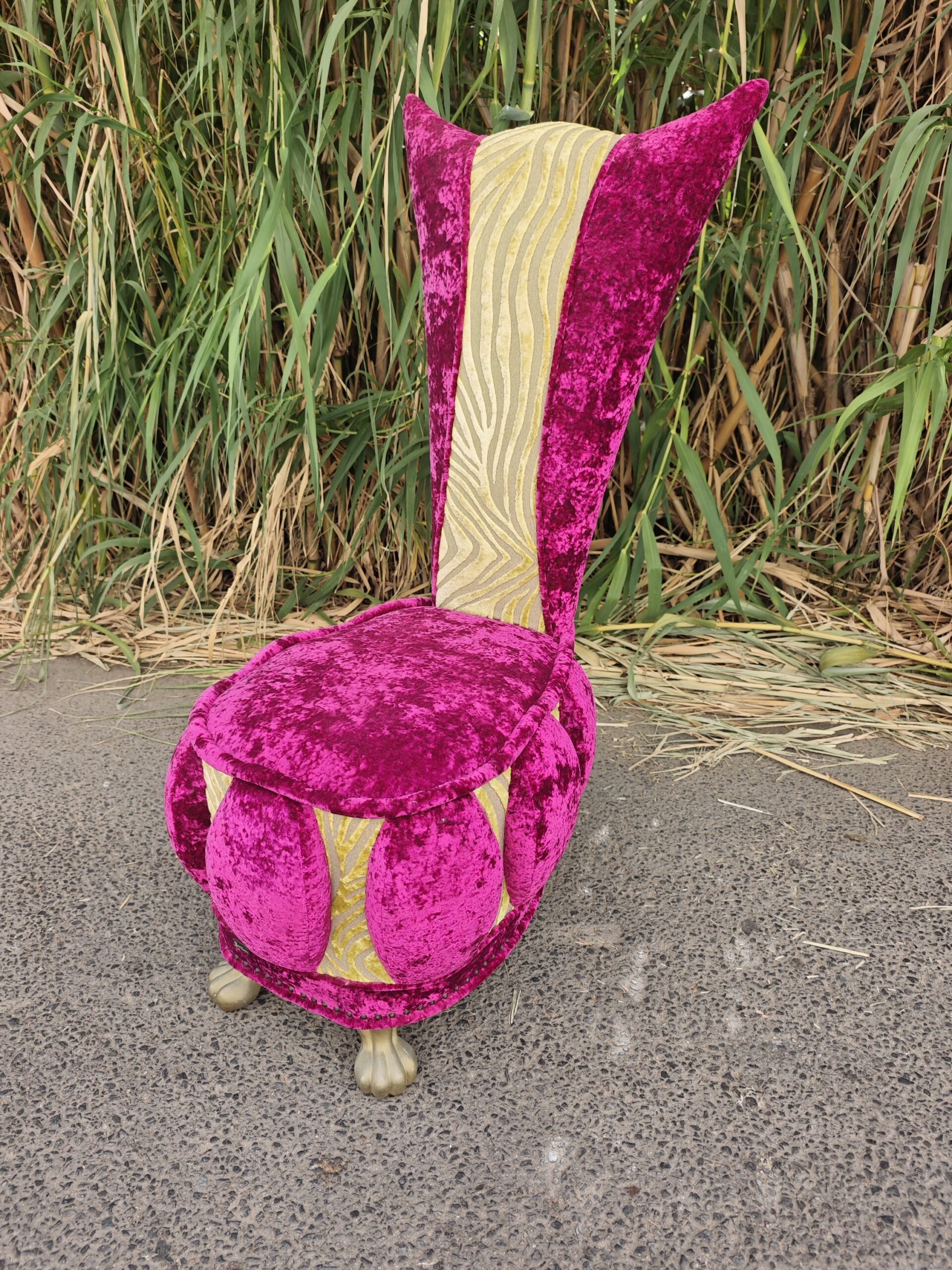 Sillón de Respaldo Alto Lucky de Bretz | Diseño Icónico Alemán Velvet Pop Art 7 Sillón de Respaldo Alto Lucky de Bretz | Diseño Icónico Alemán Velvet Pop Art - Imagen 7