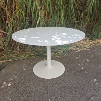 Mesa de comedor redonda en MDF y hierro Yvetta 6 1000614033
