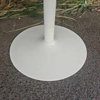 Mesa de comedor redonda en MDF y hierro Yvetta 7 1000614036