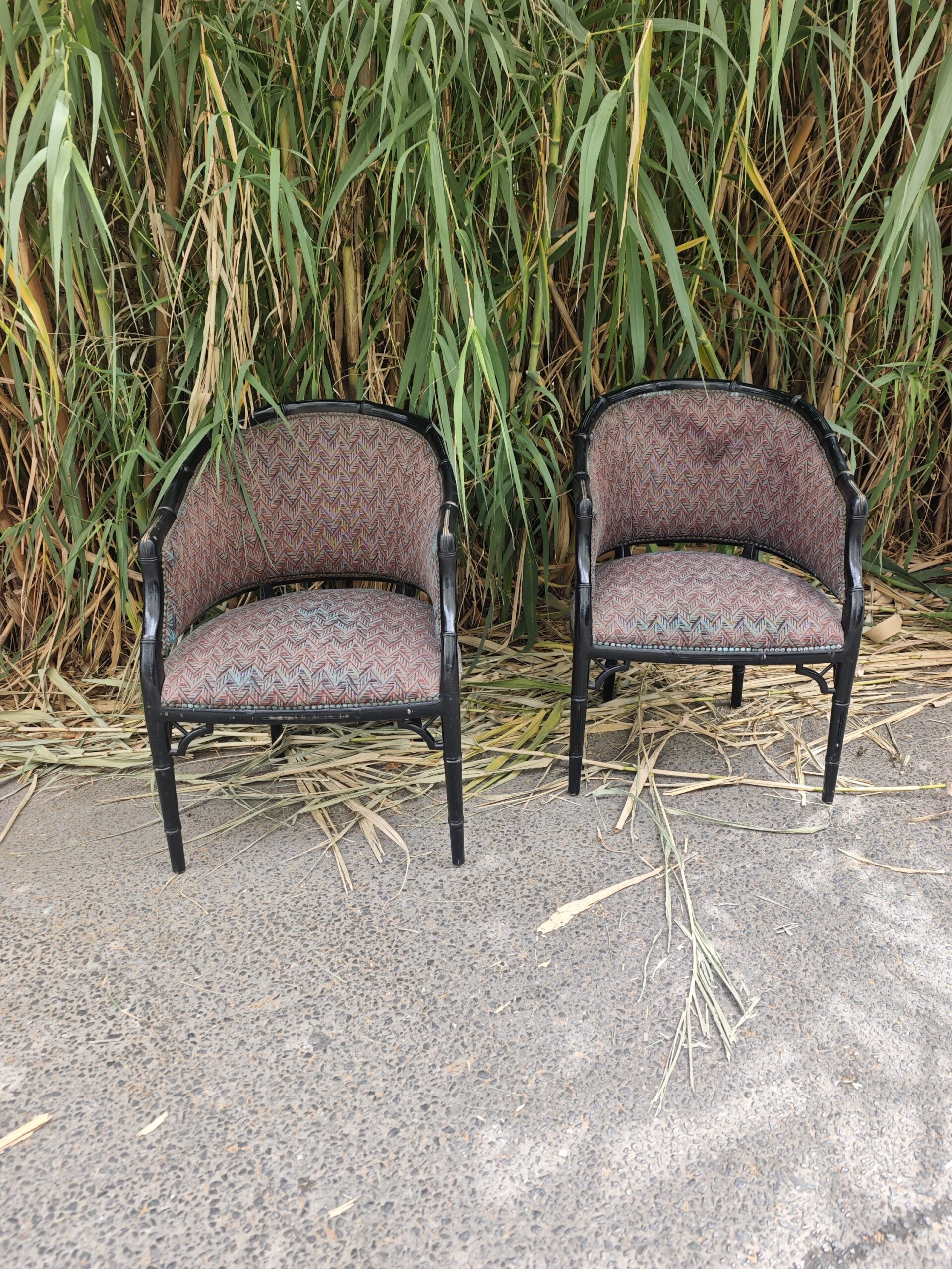 Butacas Chippendale Estilo Bambú Faux, Madera Lacada Negra y Tapizado Multicolor 2 Butacas Chippendale Estilo Bambú Faux, Madera Lacada Negra y Tapizado Multicolor - Imagen 2