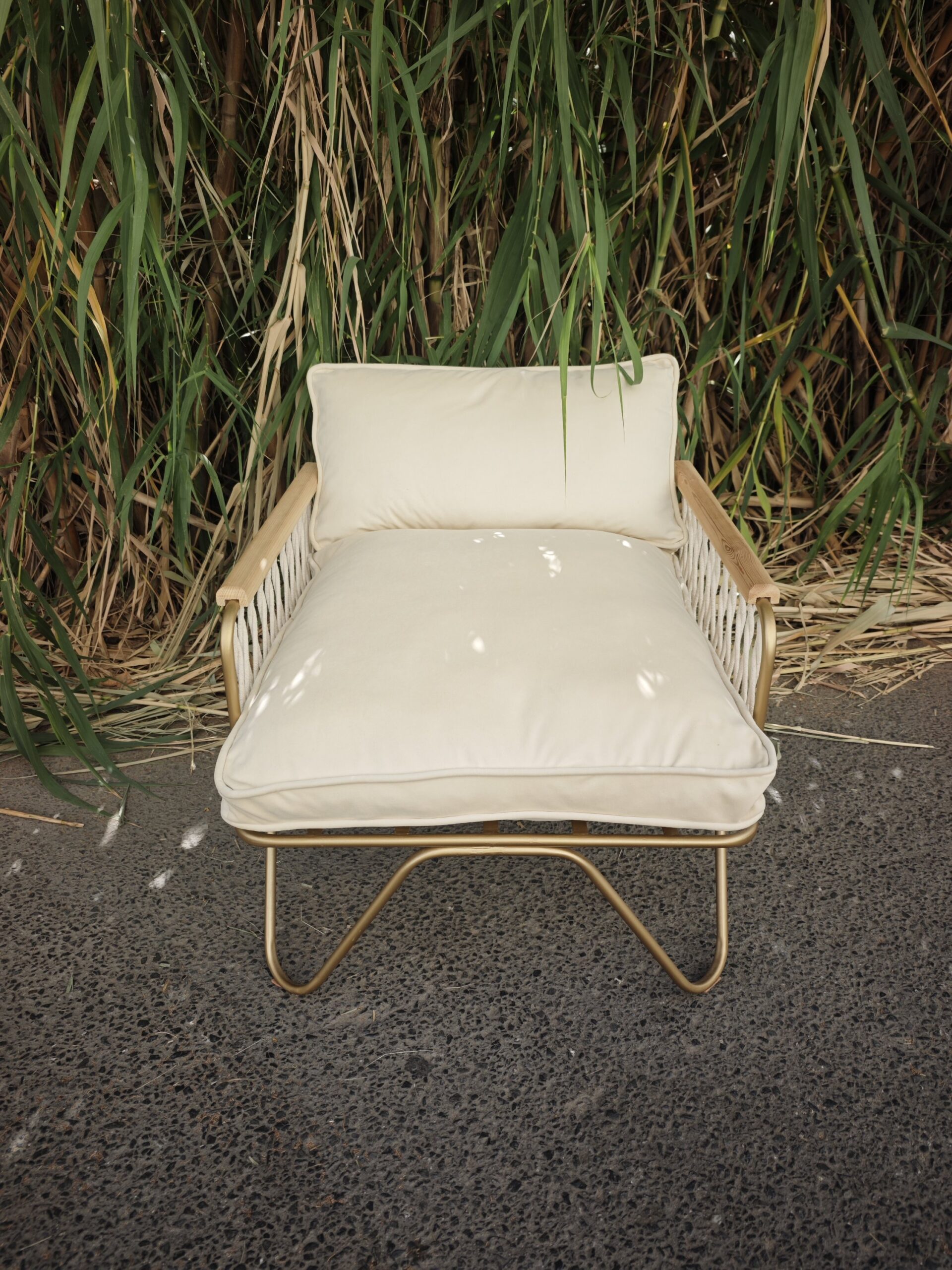 Sillón Croisette by Honoré en terciopelo blanco roto 3 Sillón Croisette by Honoré en terciopelo blanco roto - Imagen 3