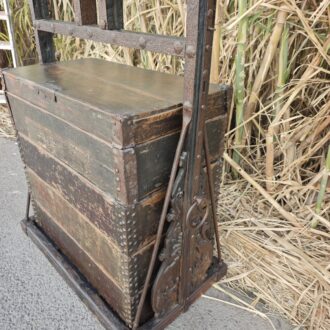 Antigua Caja de Escribano China de Madera y Hierro Forjado Siglo XIX 11 1000670831 1