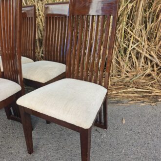 Sillas de comedor de madera lacada con respaldo alto de listones 8 1000673115