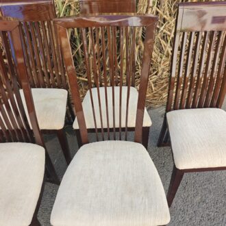 Sillas de comedor de madera lacada con respaldo alto de listones 11 1000673117 1
