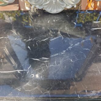 Consola de mármol con espejo rococó en gris claro | Conjunto vintage de madera tallada 9 1000673223