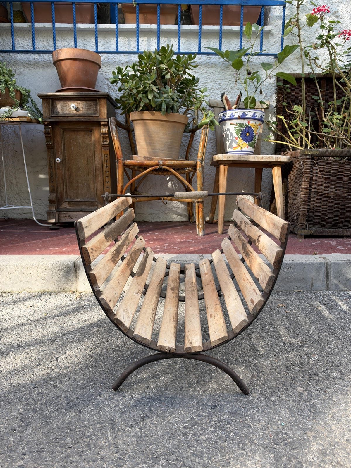 Cesta para leña de madera y hierro envejecido estilo rústico 2 Cesta para leña de madera y hierro envejecido estilo rústico - Imagen 2