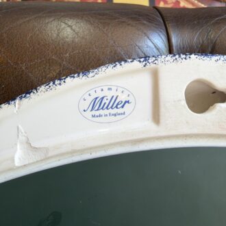 Espejo vintage de cerámica inglesa Miller con flores azules 6 Espejo vintage de ceramica inglesa Miller con flores azules 3
