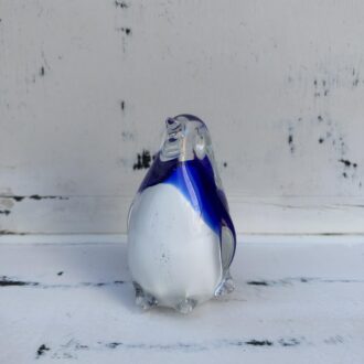 Figura de pingüino de cristal de Murano azul y blanco 4 Figura de pinguino de cristal de Murano azul y blanco 1