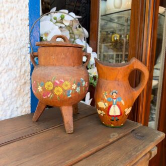 Jarra y Cazuela Vintage de Madera Pintadas a Mano 5 Jarra y Cazuela Vintage de Madera Pintadas a Mano