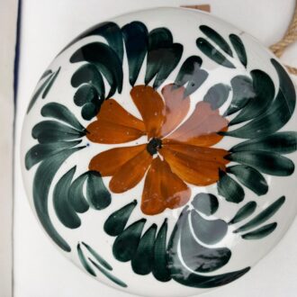 Macetero colgante de cerámica blanca decorada a mano estilo tradicional 6 Macetero colgante de ceramica blanca decorada a mano estilo tradicional 3