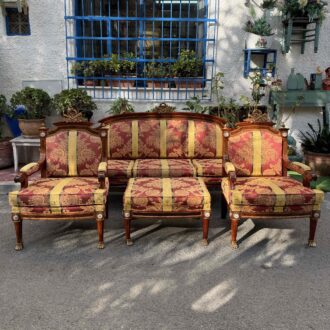 Conjunto de sofá y 2 sillones clásicos estilo Luis XVI con cerámica y bronce – Fabricación española 9 Conjunto de sofá y 2 sillones clásicos estilo Luis XVI con cerámica y bronce – Fabricación española – foto 2