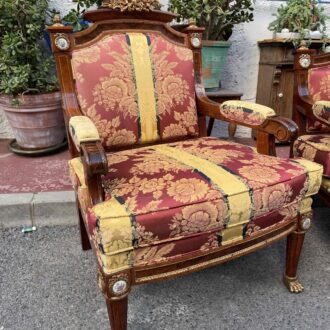 Conjunto de sofá y 2 sillones clásicos estilo Luis XVI con cerámica y bronce – Fabricación española 10 Conjunto de sofá y 2 sillones clásicos estilo Luis XVI con cerámica y bronce – Fabricación española – foto 3