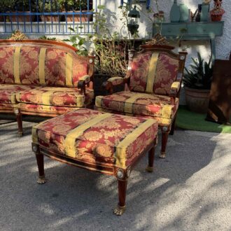 Conjunto de sofá y 2 sillones clásicos estilo Luis XVI con cerámica y bronce – Fabricación española 11 Conjunto de sofá y 2 sillones clásicos estilo Luis XVI con cerámica y bronce – Fabricación española – foto 4