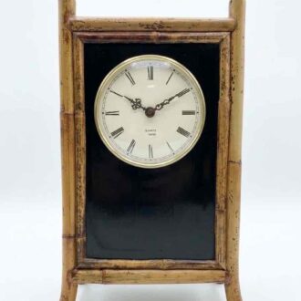 Reloj de sobremesa vintage estilo bambú con panel negro