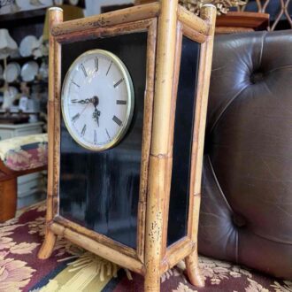 Reloj de sobremesa vintage estilo bambú con panel negro 6 img 4530 2