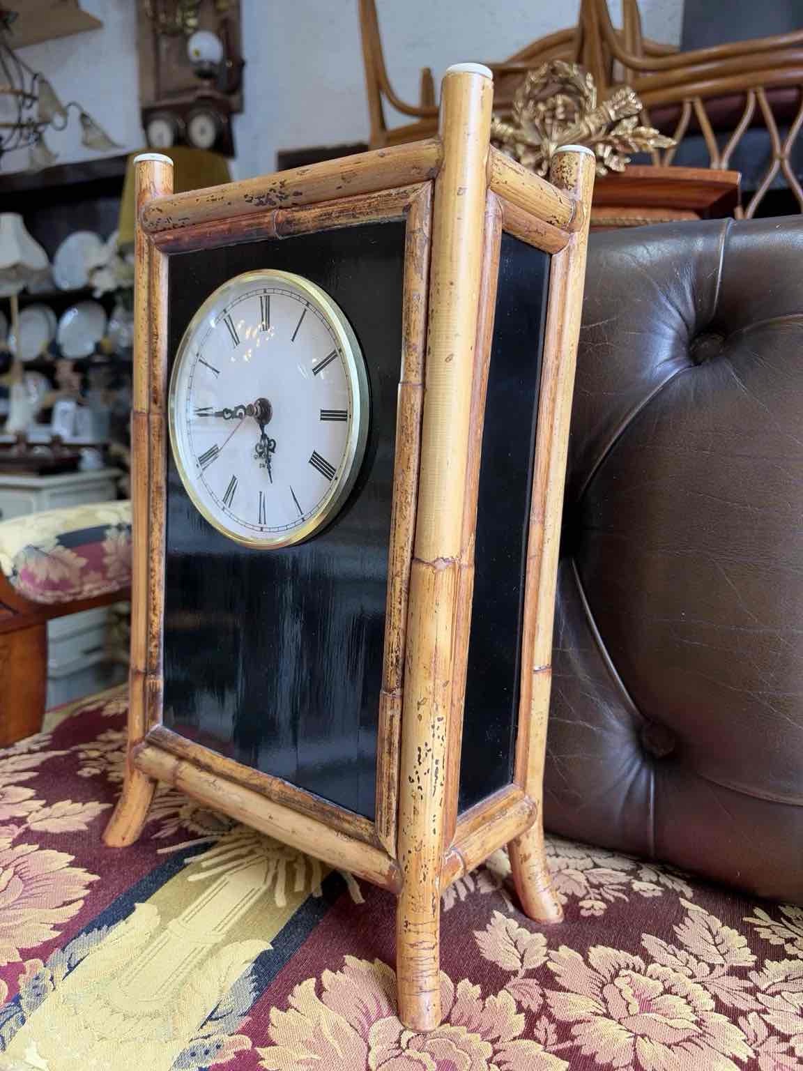 RVintage Bamboo Style Table Clock with Black Panel33- Image Reloj de sobremesa vintage estilo bambú con panel negro - Image 3