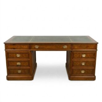 Victorian English style office desk table with green leather